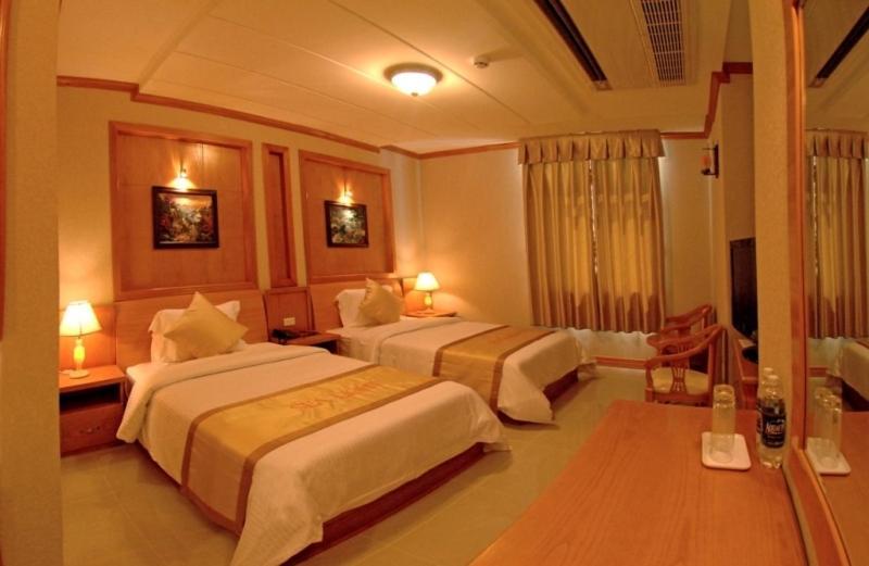ראץ' גיאה Sea Light Hotel חדר תמונה