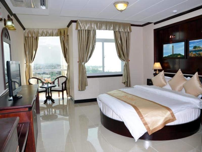 ראץ' גיאה Sea Light Hotel מראה חיצוני תמונה